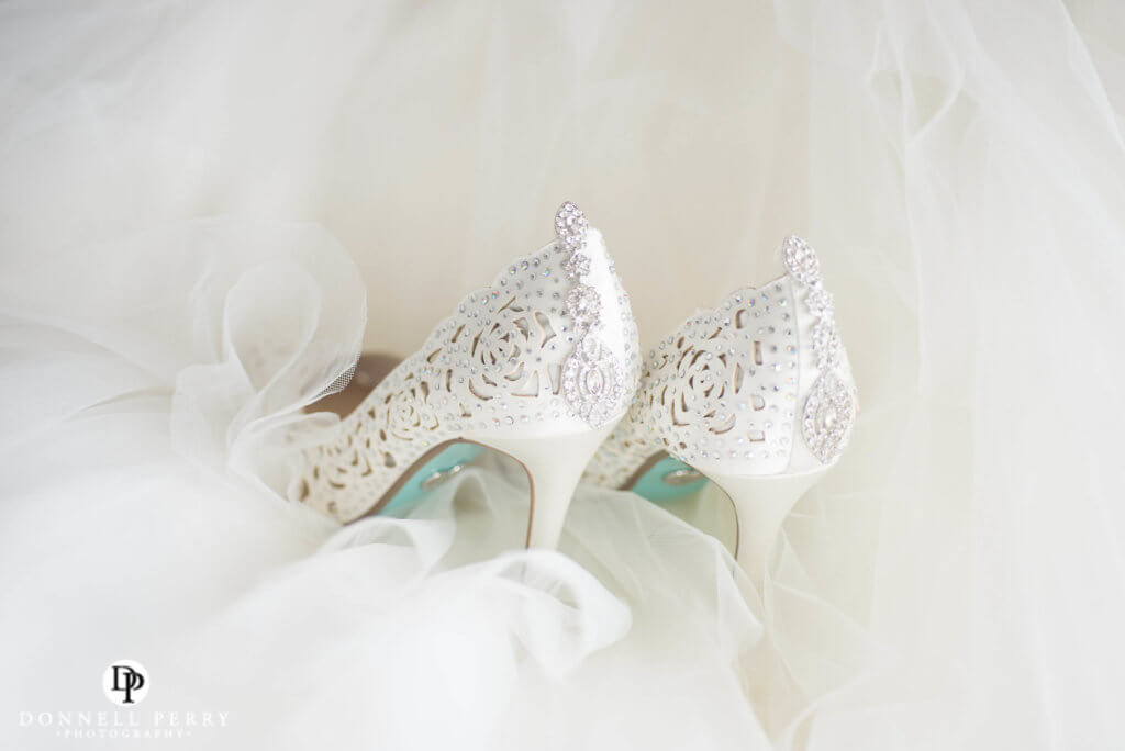 bridal shoes | ivory & white wedding